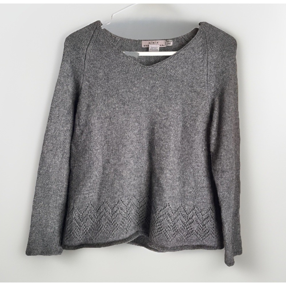 AKA Eddie Bauer Angora Lambswool Gray V-Neck Pointelle Sweater Womens Petite M